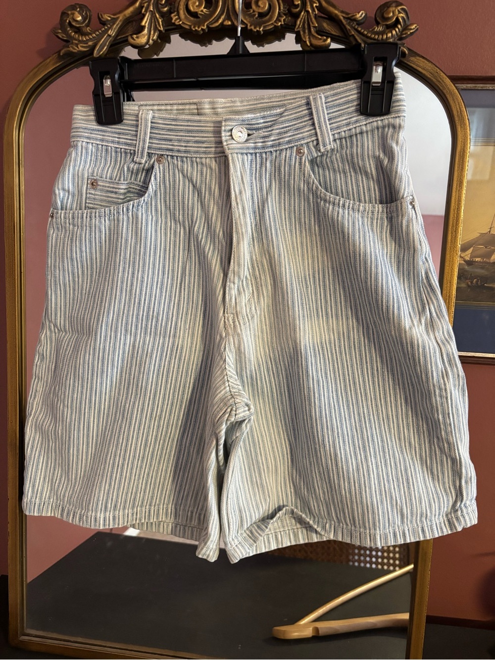 Vintage LEVI’S Trucker Shorts Light Blue & White Striped